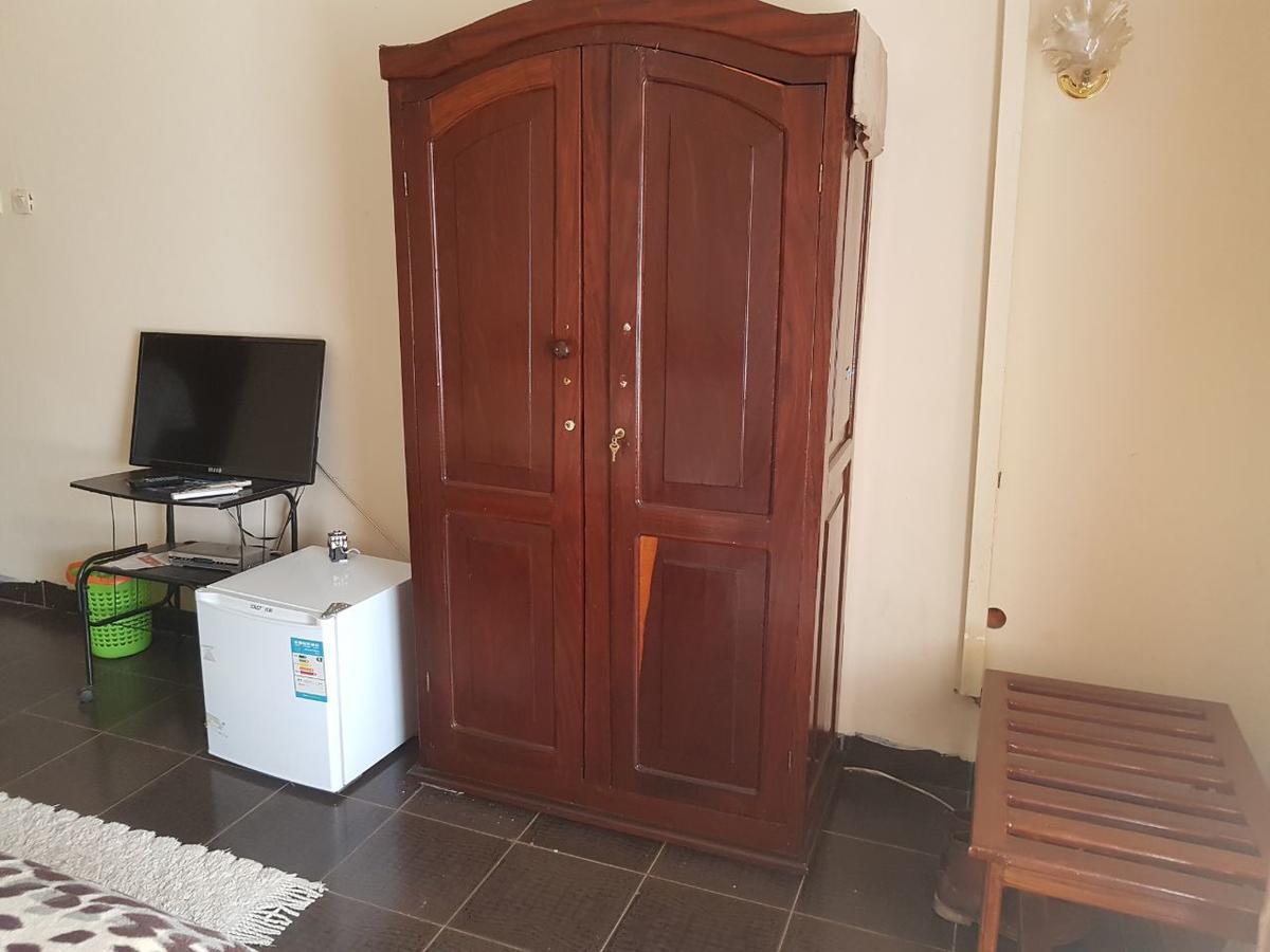 Centre D' Accueil Joli Reve Hotel Kisangani Esterno foto
