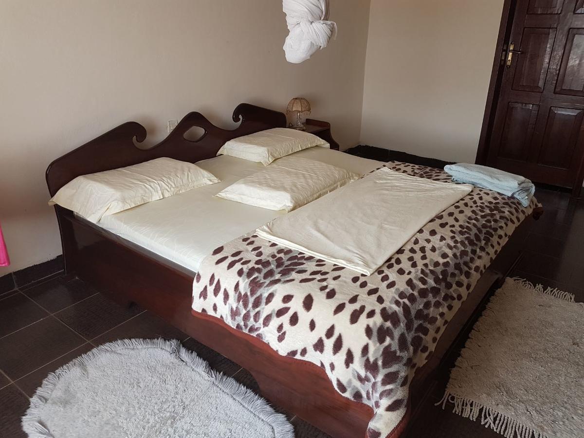 Centre D' Accueil Joli Reve Hotel Kisangani Esterno foto